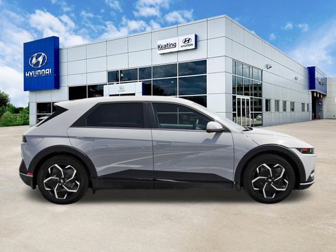 Certified 2024 Hyundai Ioniq 5 SEL RWD image 4