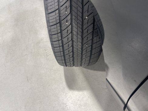 Used 2022 Chevrolet Equinox RS w/ RS Leather Package image 6