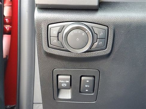 Used 2020 Ford F150 XLT w/ Equipment Group 302A Luxury image 16