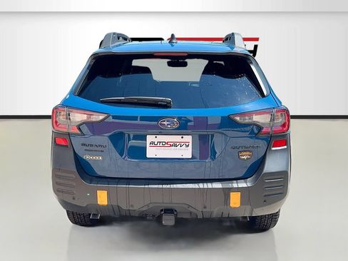 Used 2025 Subaru Outback Wilderness AWD/4WD image 6