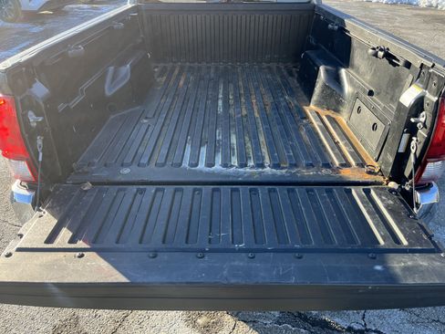 Certified 2022 Toyota Tacoma SR5 image 29