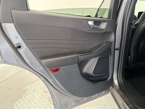 Used 2025 Ford Escape ST-Line FWD image 29