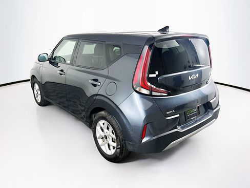Used 2025 Kia Soul LX w/ LX Technology Package image 5