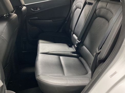 Used 2021 Hyundai Kona Limited AWD/4WD image 24