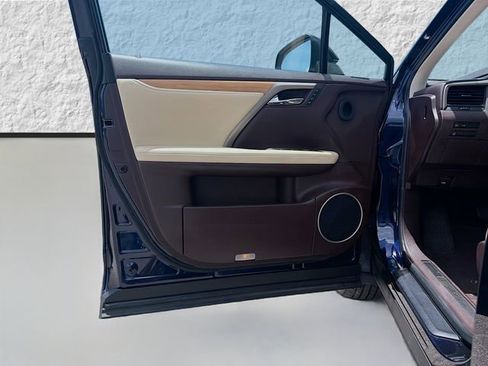 Used 2020 Lexus RX 350L FWD w/ Premium Package image 23