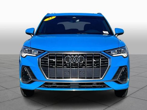 Used 2023 Audi Q3 2.0T Premium w/ Convenience Package image 3