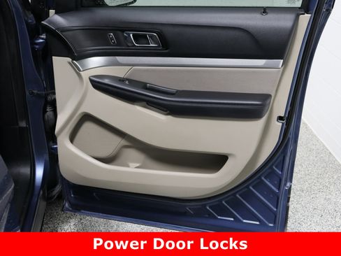 Used 2018 Ford Explorer FWD image 35