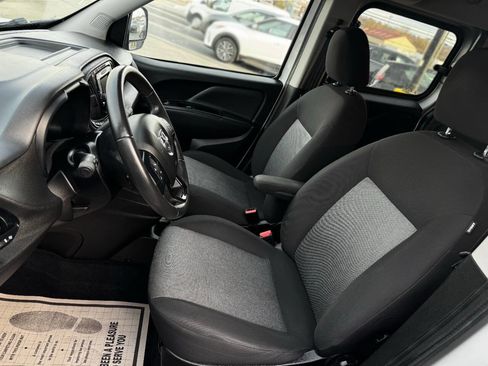 Used 2021 RAM ProMaster City SLT image 8