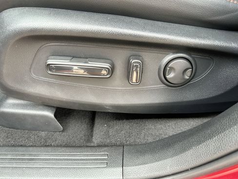 Used 2024 Honda CR-V Sport Touring image 12