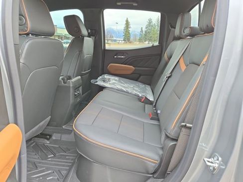 Used 2026 GMC Canyon AT4 image 27