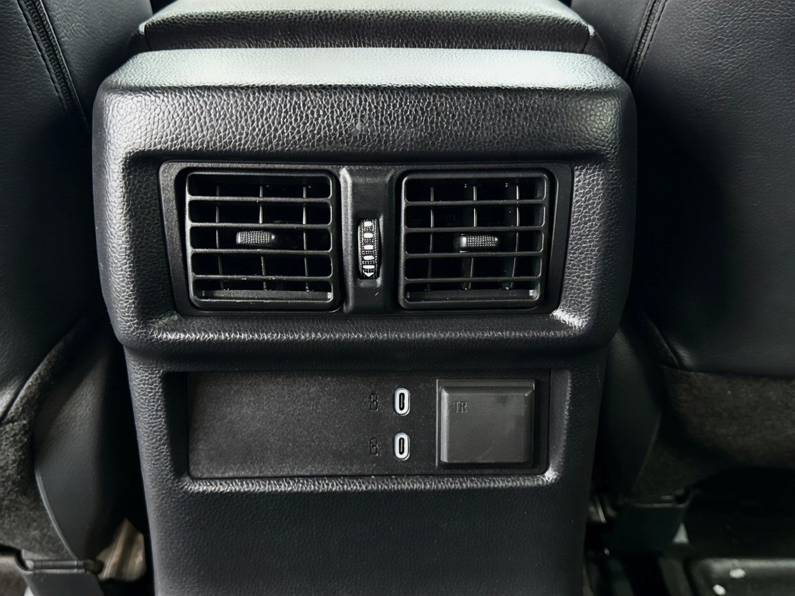 Used 2025 Toyota 4Runner TRD Off-Road Premium AWD/4WD image 17