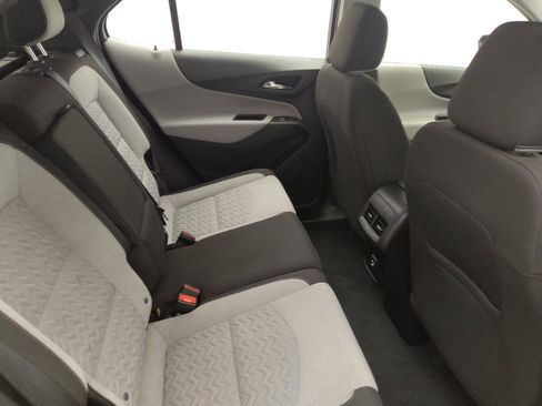 Used 2022 Chevrolet Equinox LS AWD/4WD image 19