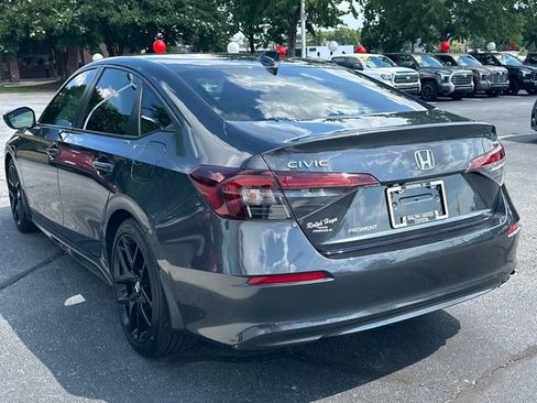 Used 2025 Honda Civic Sport image 5