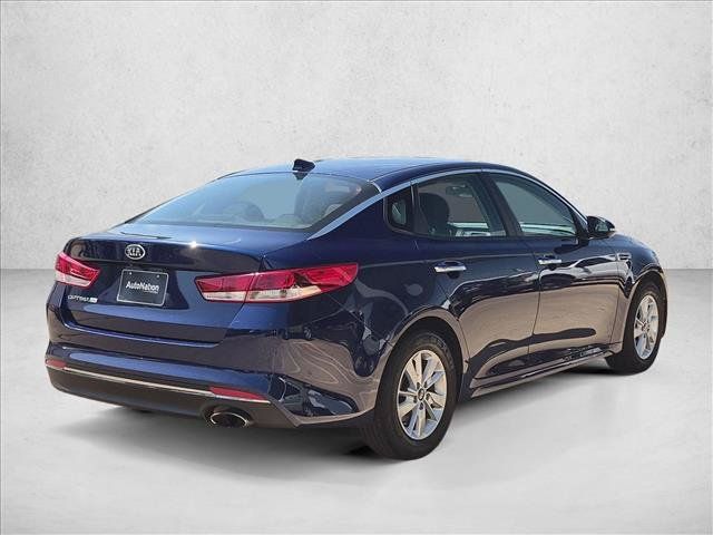 Used 2017 Kia Optima LX FWD image 5
