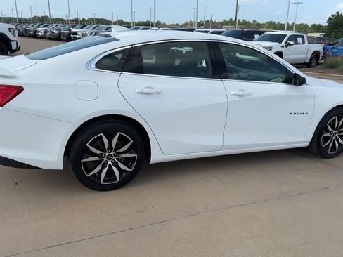 Used 2023 Chevrolet Malibu RS FWD image 9