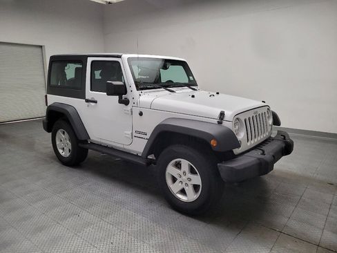 Used 2017 Jeep Wrangler Sport w/ Quick Order Package 24S AWD/4WD image 11
