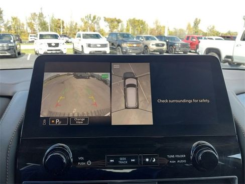 Used 2024 Nissan Armada Platinum w/ Captain's Chairs Package image 23