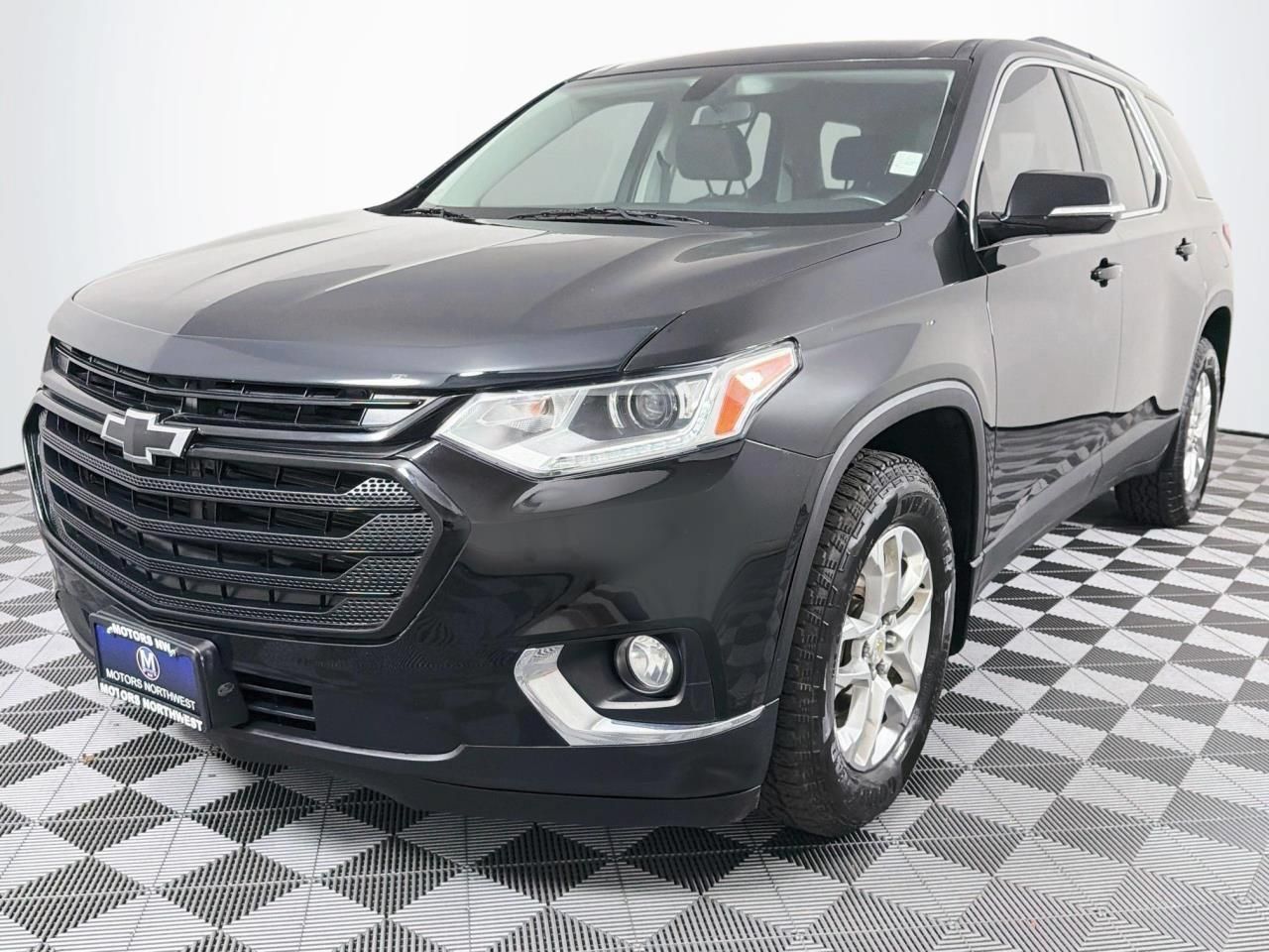 Used 2019 Chevrolet Traverse LT w/ LPO, Black Accent Package AWD/4WD image 5