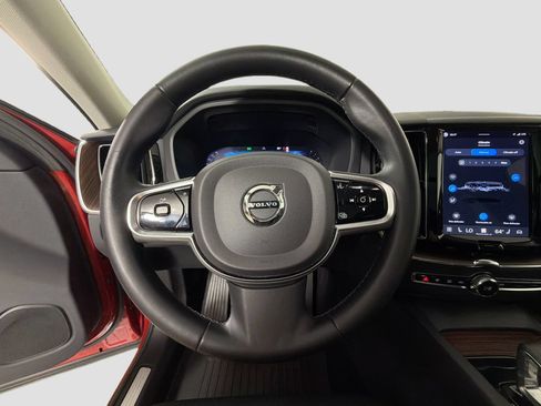 Certified 2023 Volvo XC60 B5 Plus w/ Protection Package Premier FWD image 12