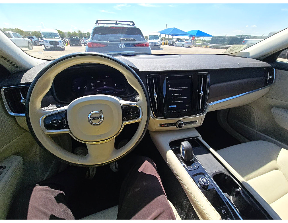Used 2022 Volvo V90 B6 Cross Country w/ Climate Package AWD/4WD image 8
