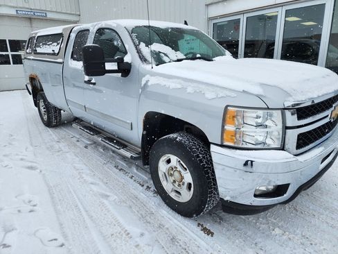 Used 2012 Chevrolet Silverado 2500 LT w/ Interior Plus Package image 4