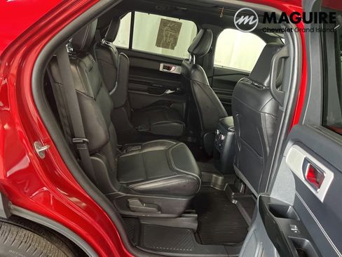 Used 2021 Ford Explorer ST w/ ST Street Pack image 22