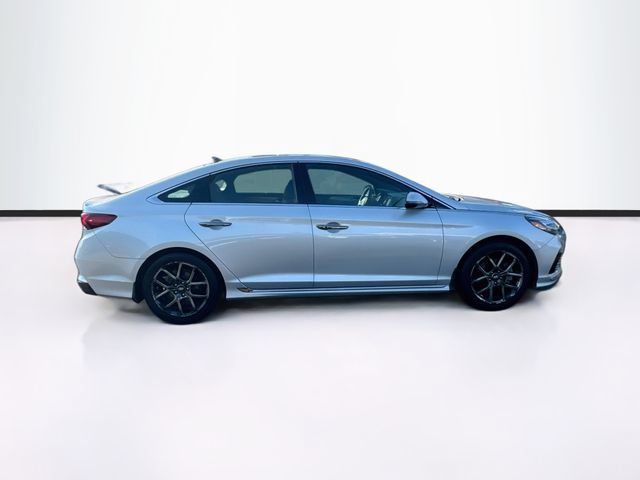Used 2019 Hyundai Sonata Limited FWD image 10