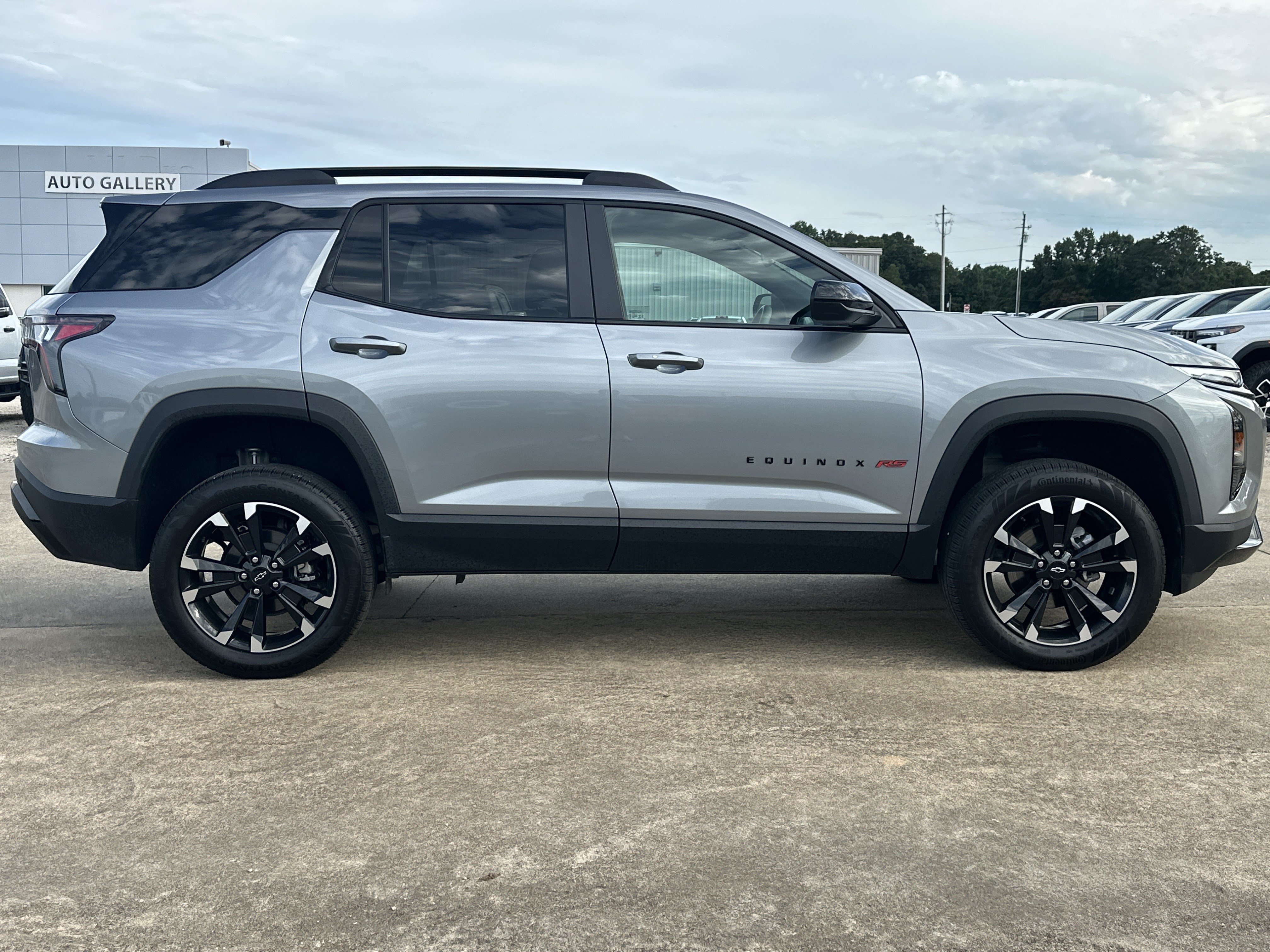 Certified 2025 Chevrolet Equinox RS AWD/4WD image 4
