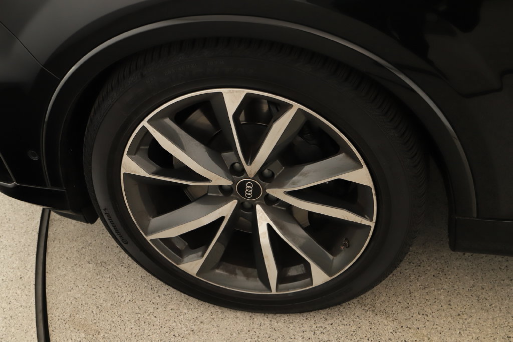 Certified 2023 Audi SQ7 Prestige AWD/4WD image 32