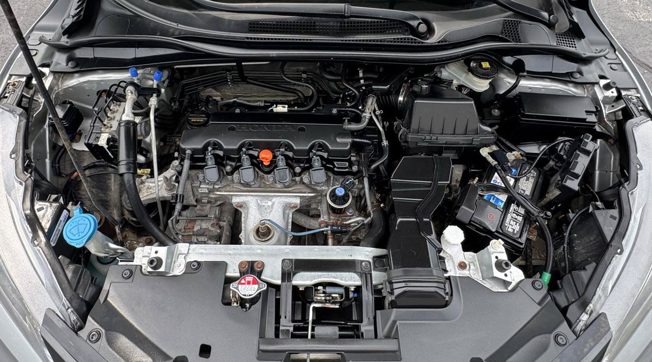 Used 2016 Honda HR-V LX image 9