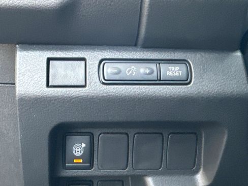 New 2026 Nissan Frontier SV w/ All-Weather Content Package image 19