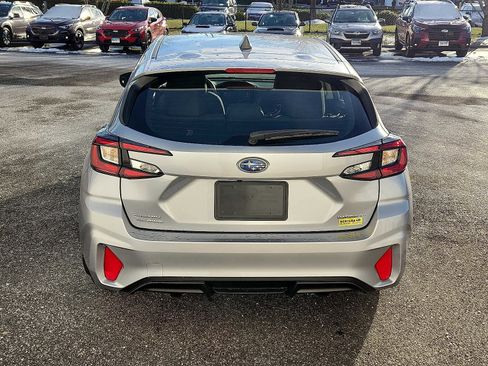 Certified 2025 Subaru Impreza 2.0i image 5