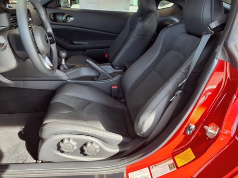New 2025 Nissan Z Performance w/ Floor Mat Package image 14