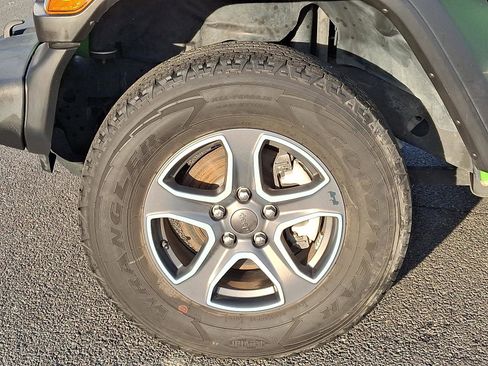 Used 2020 Jeep Wrangler Sport image 14