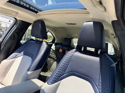 Used 2019 Lexus UX 250h AWD/4WD image 9