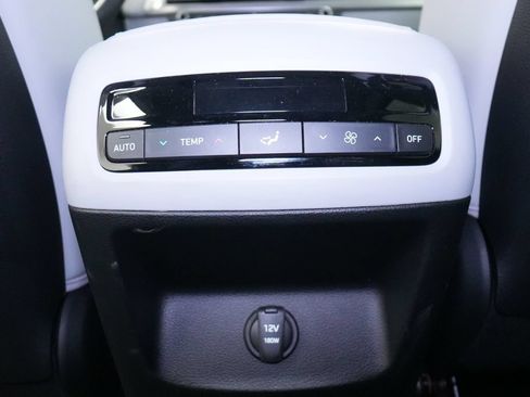 Used 2024 Hyundai Palisade SEL FWD image 18