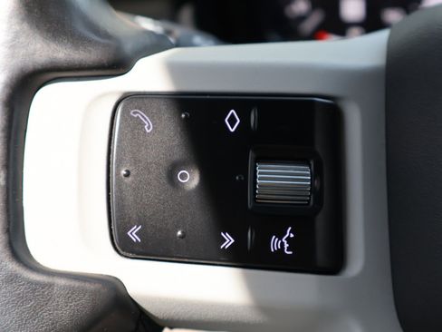 Certified 2023 Land Rover Defender 110 X-Dynamic SE image 16