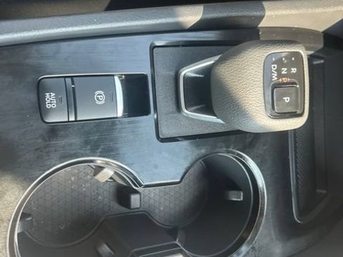 Used 2026 Nissan Rogue SV FWD image 38