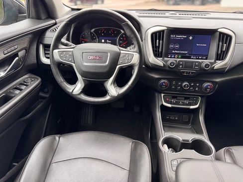 Used 2022 GMC Terrain SLT w/ Infotainment Package II AWD/4WD image 26