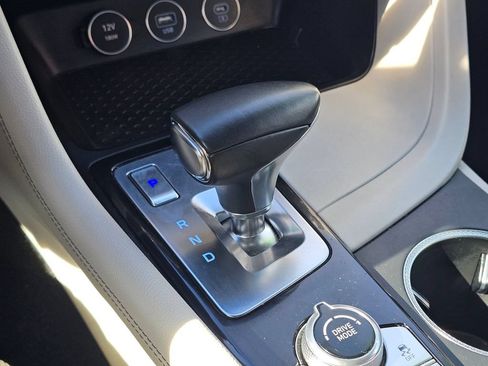 Used 2025 Genesis G70 2.5T AWD/4WD image 27