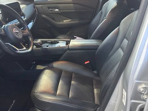 Used 2022 Nissan Rogue SL w/ SL Premium Package FWD image 3