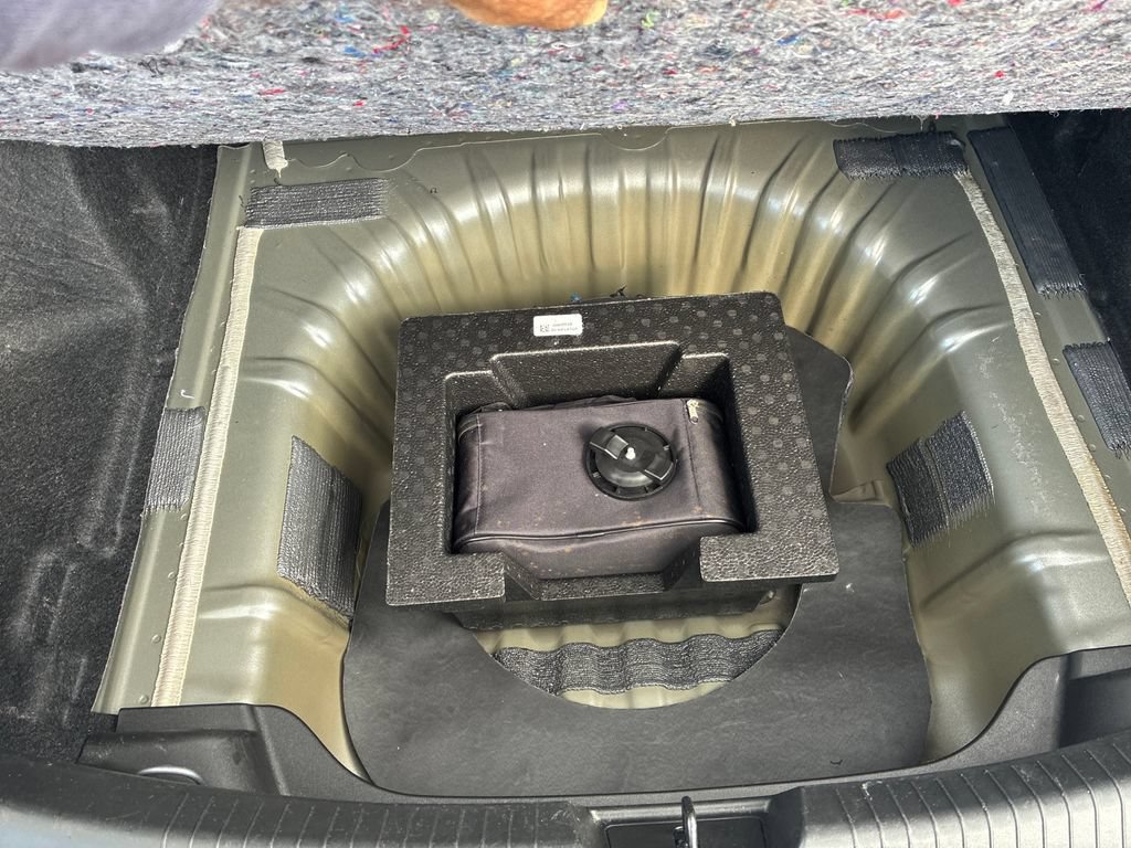 Used 2025 Chevrolet Malibu LT FWD image 34