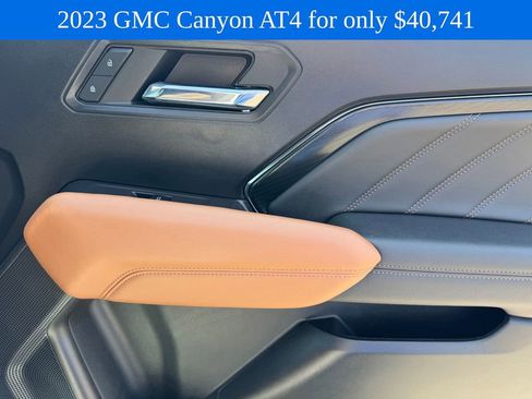 Used 2023 GMC Canyon AT4 w/ Canyon Safety Plus Package AWD/4WD image 10
