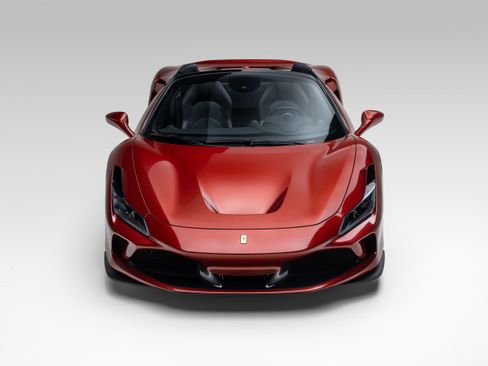 Certified 2022 Ferrari F8 Tributo RWD image 10