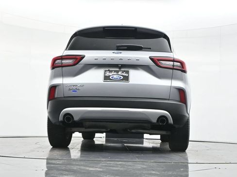 Used 2024 Ford Escape Active w/ Cold Weather Package FWD image 40