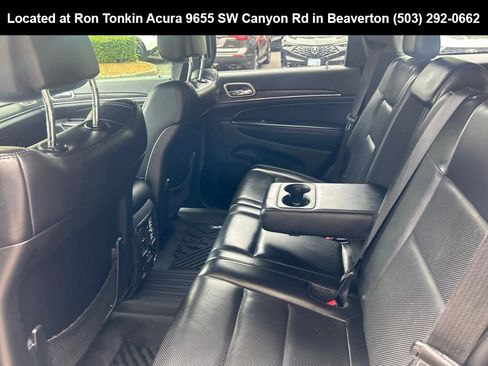 Used 2017 Jeep Grand Cherokee Limited w/ Luxury Group II AWD/4WD image 9