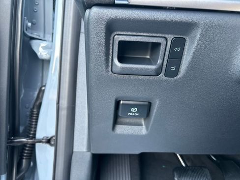 New 2025 Ford Expedition Active image 22