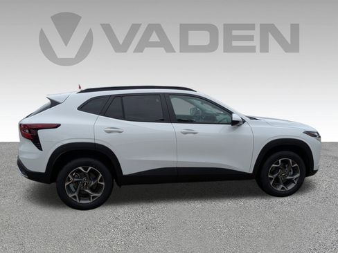 New 2026 Chevrolet Trax LT image 21