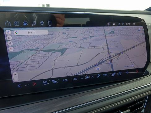 New 2026 Chevrolet Suburban Premier image 28