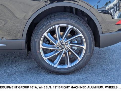 New 2025 Lincoln Corsair AWD w/ Equipment Group 101A image 6